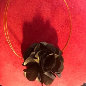 Flower necklace